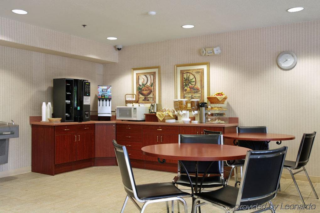 Travelodge By Wyndham Stockton Bagian luar foto